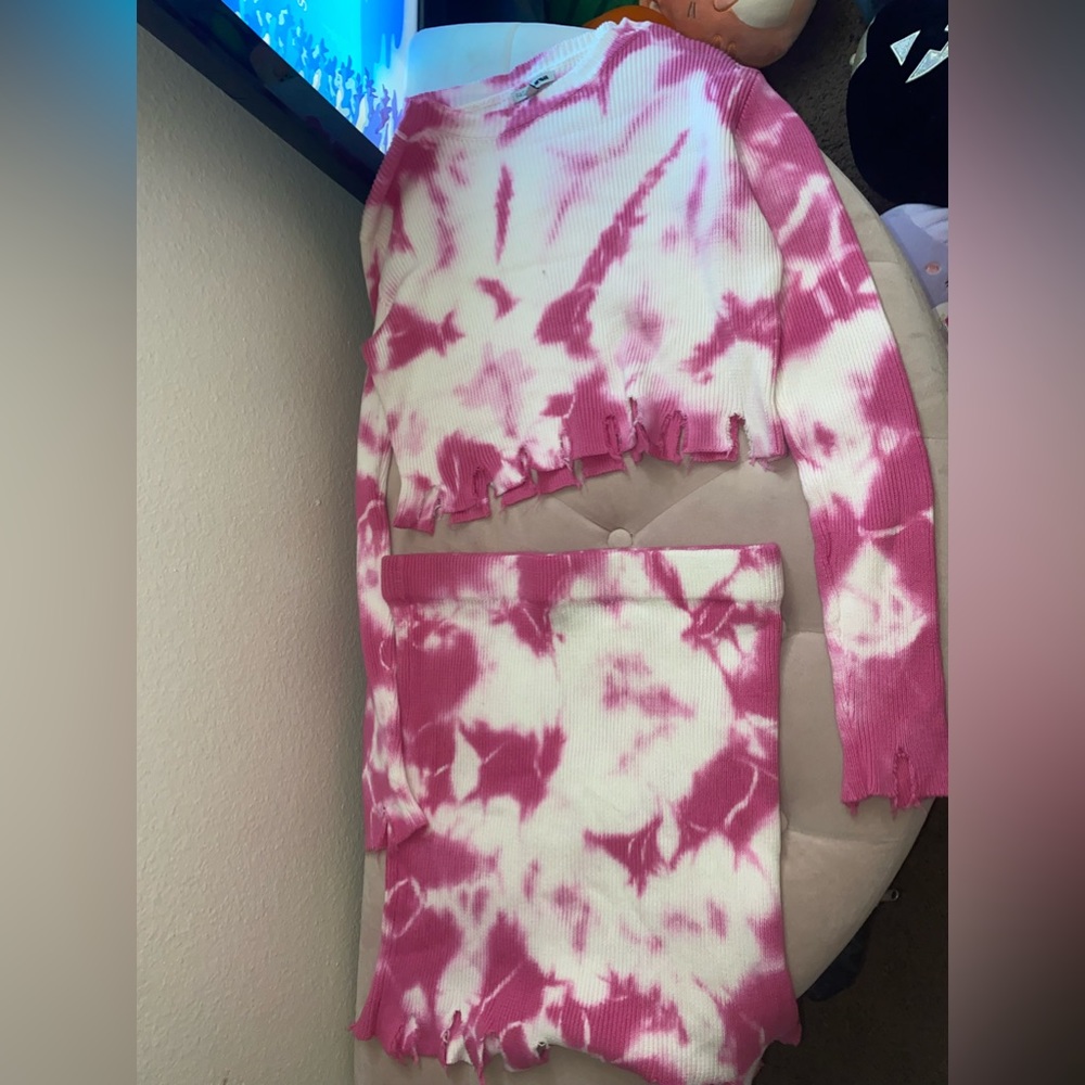 Fashion nova 2 piece PINK tie dye set -size XL